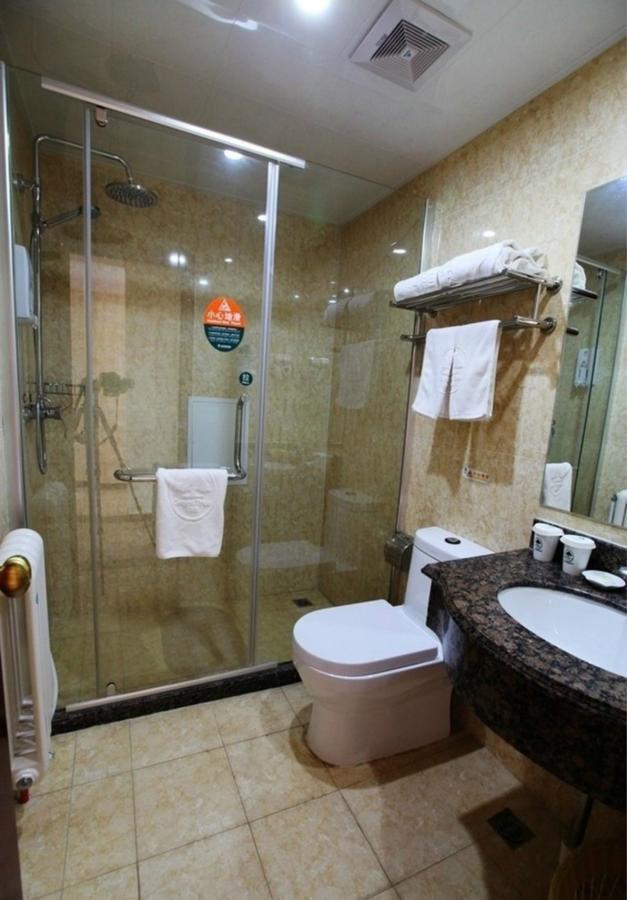Greentree Inn Beijing Daxing Huangcun Qingyuan Road Metro Station Express Hotel Kültér fotó